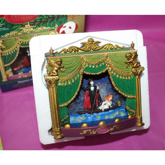 Carlton Heirloom The Phantom Of The Opera Dated 2006 #174 Christmas Ornament - Picture 2 of 5